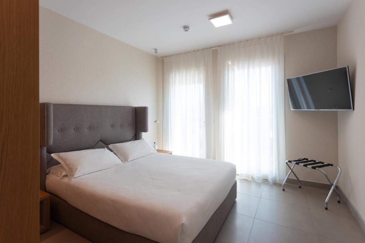 Mosella Suite Hotel Соттомарина Экстерьер фото