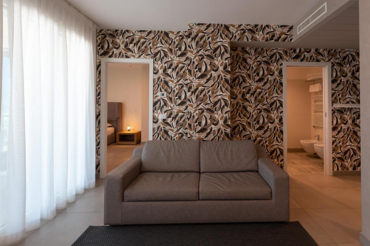 Mosella Suite Hotel Соттомарина Экстерьер фото