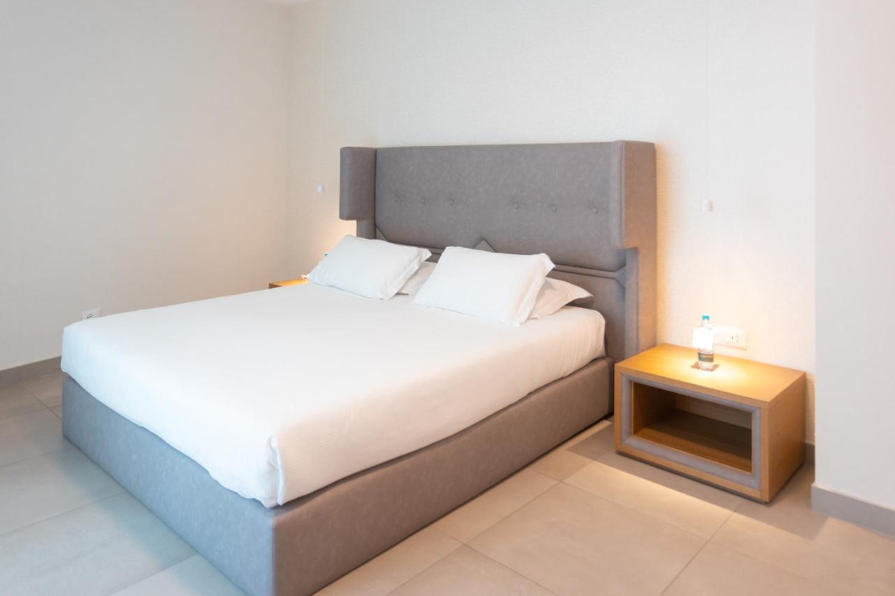 Mosella Suite Hotel Соттомарина Экстерьер фото