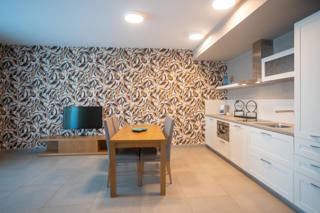 Mosella Suite Hotel Соттомарина Экстерьер фото