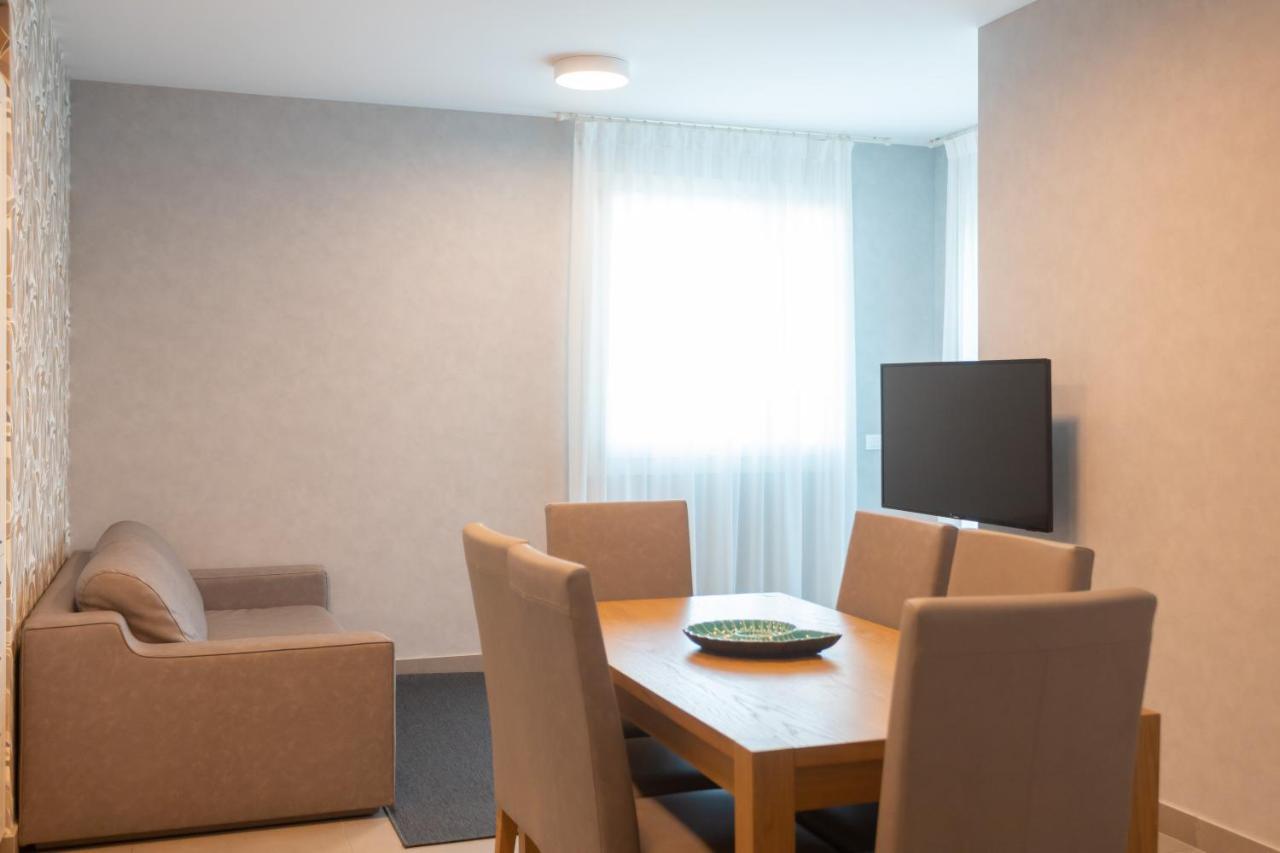 Mosella Suite Hotel Соттомарина Экстерьер фото