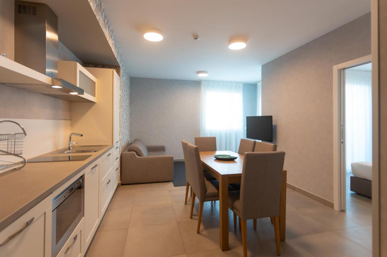 Mosella Suite Hotel Соттомарина Экстерьер фото